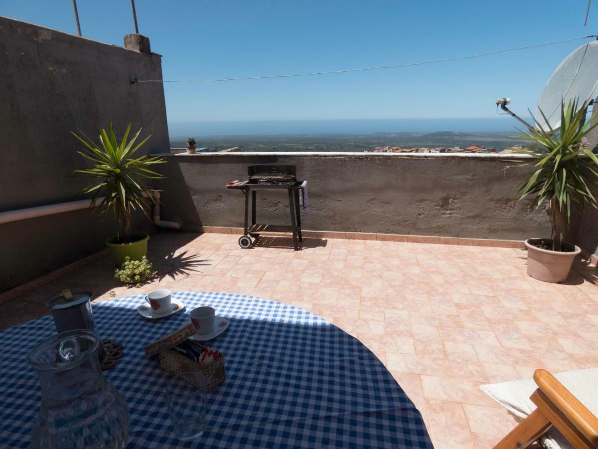 Su 'E Torigheddu - Casa Con Terrazza Panoramica Apartman Cuglieri Kültér fotó